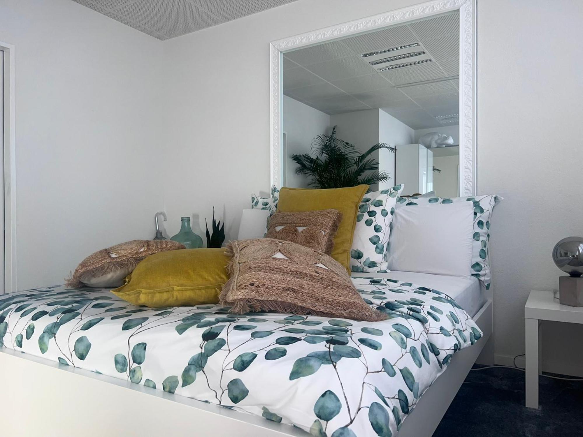Business Sleeping Place 罗勒 外观 照片